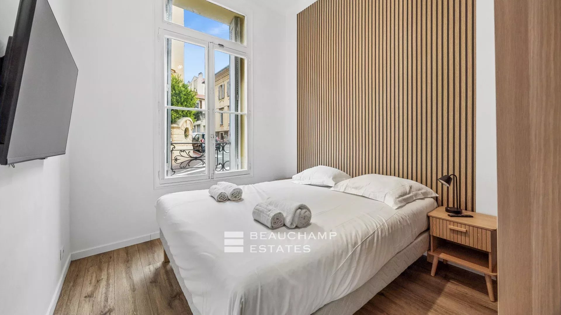 Superb new 2-bedroom – Cannes center Superb new 2-bedroom – Cannes center