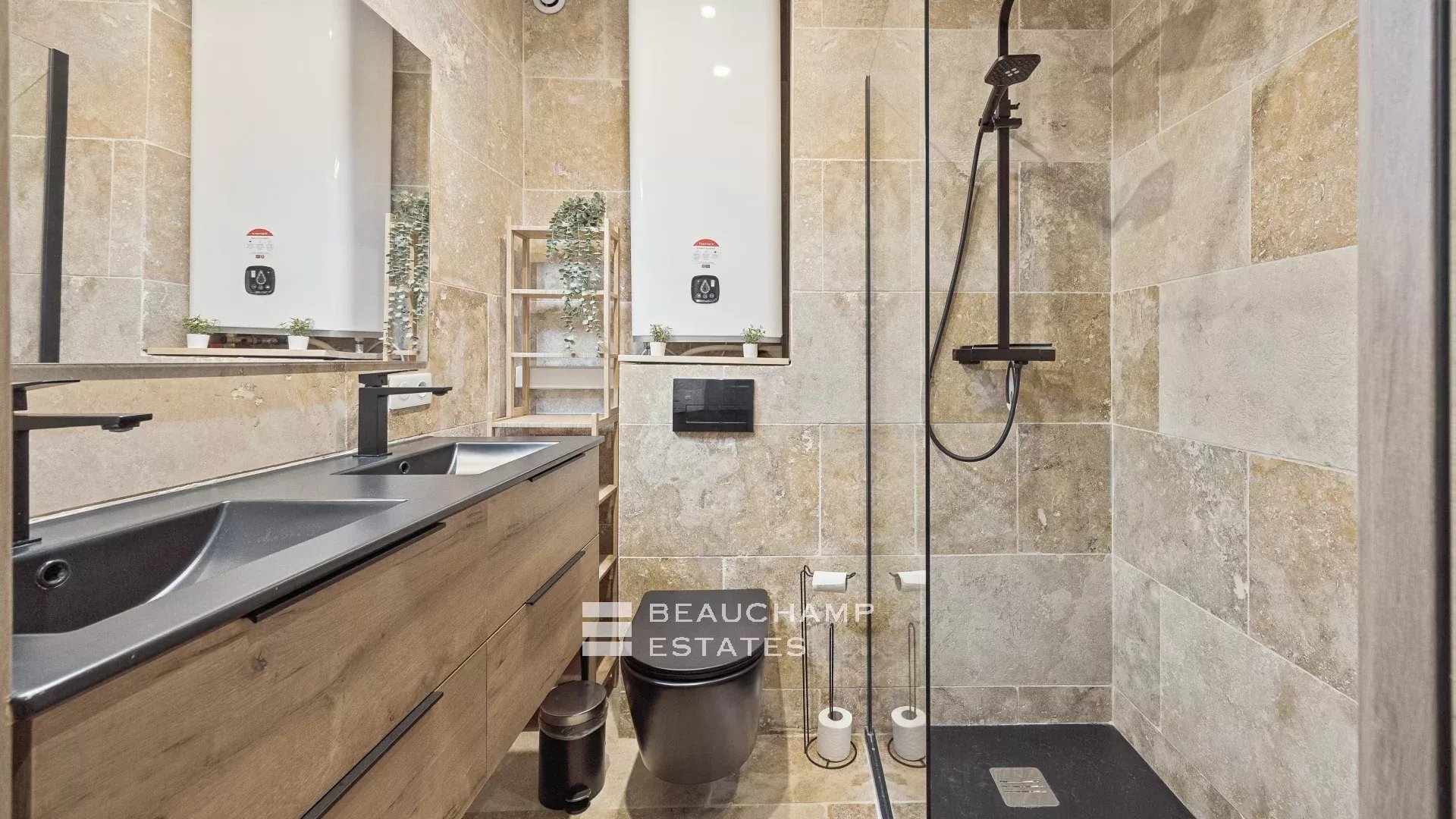 Superb new 2-bedroom – Cannes center Superb new 2-bedroom – Cannes center