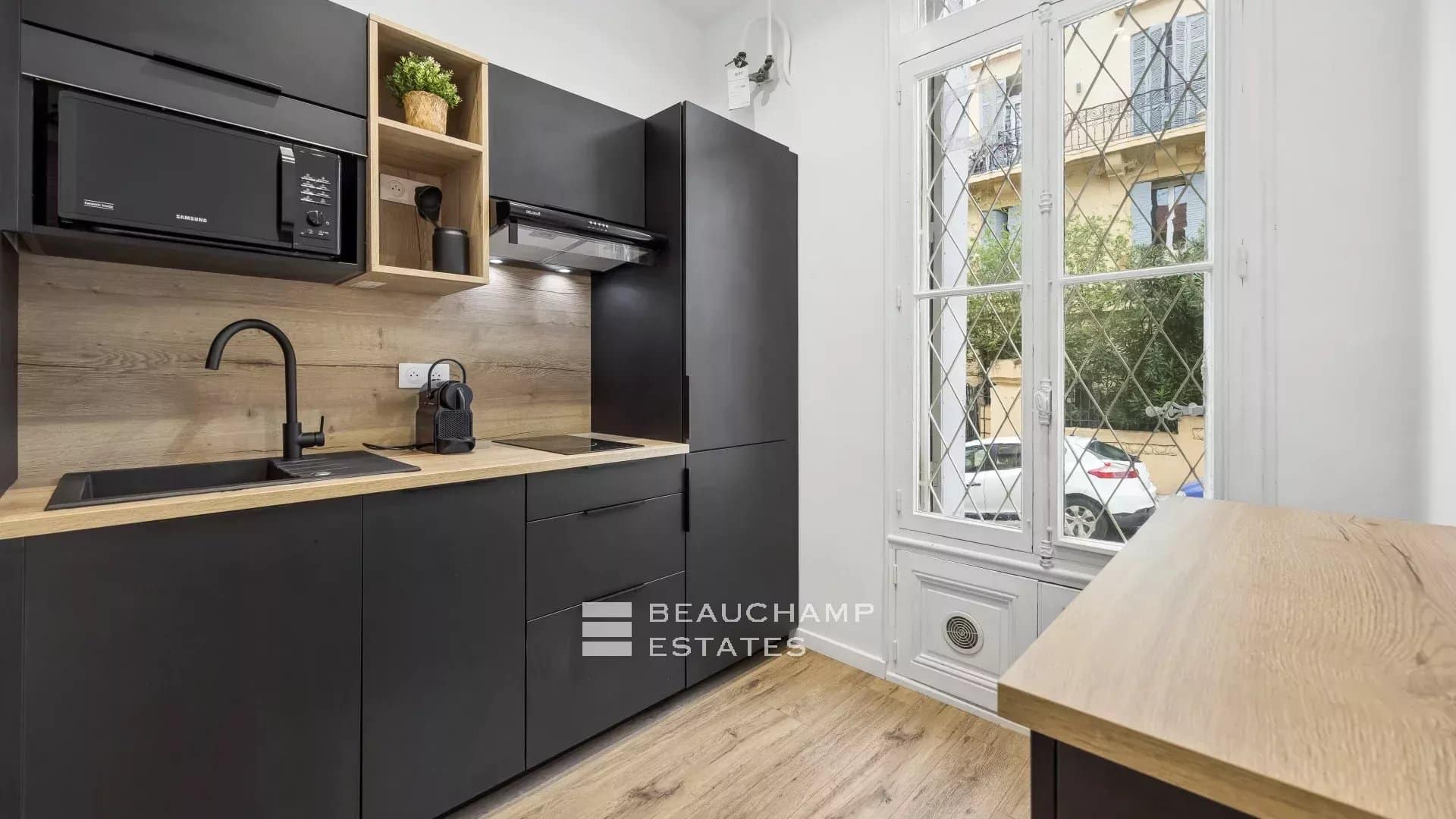 Superb new 2-bedroom – Cannes center Superb new 2-bedroom – Cannes center