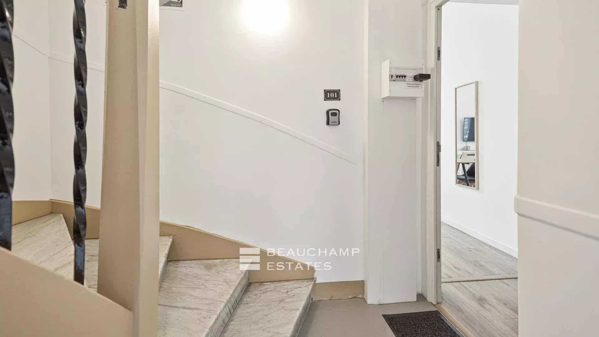 Superb new 2-bedroom – Cannes center Superb new 2-bedroom – Cannes center