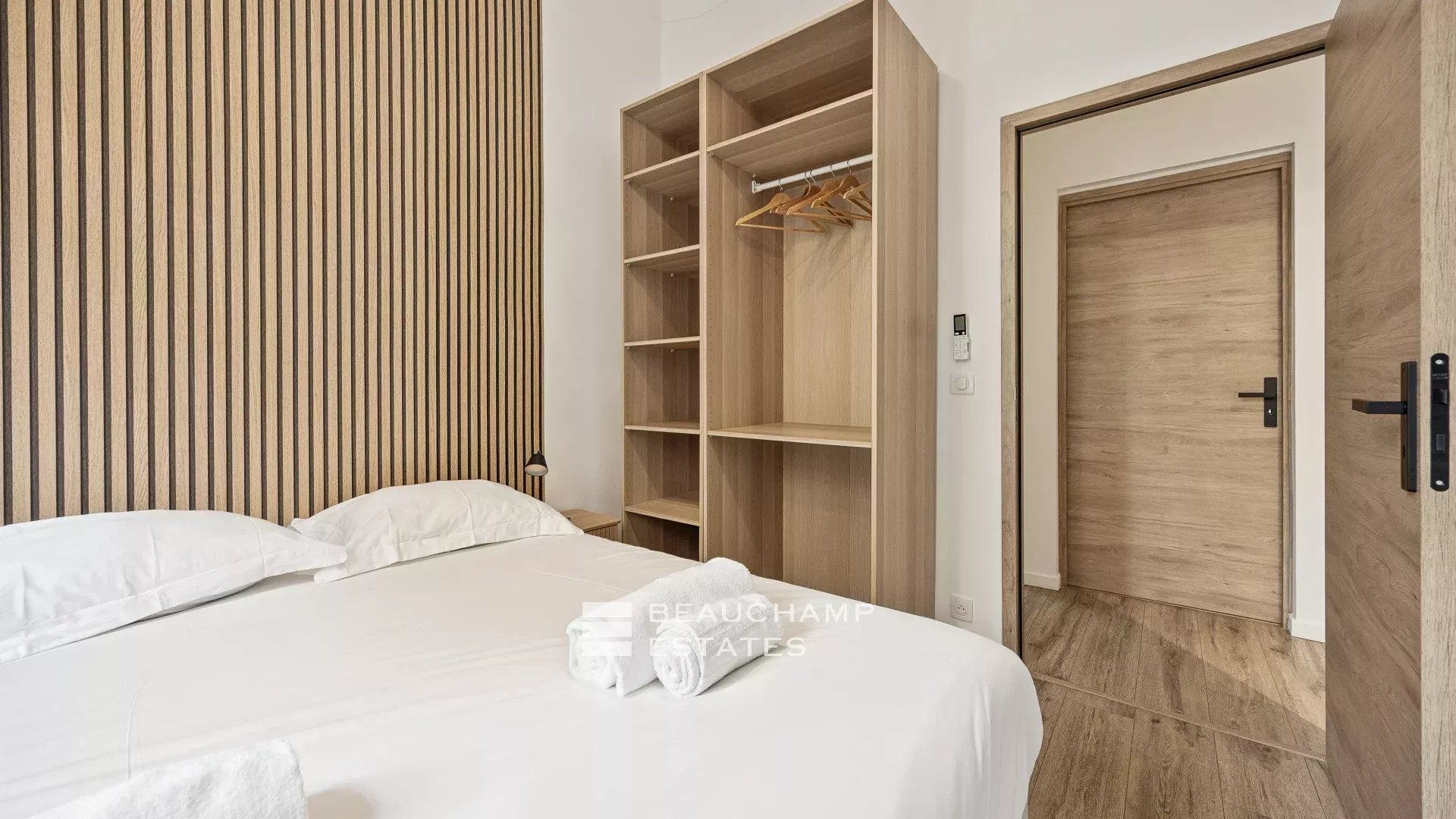 Superb new 2-bedroom – Cannes center Superb new 2-bedroom – Cannes center