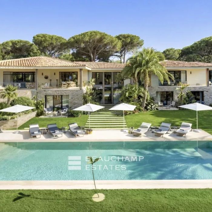 Ultra luxurious contempory villa in the prestigious Parcs de Saint-Tropez domain