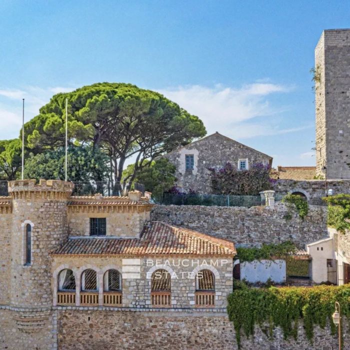 Unique – Château du Suquet