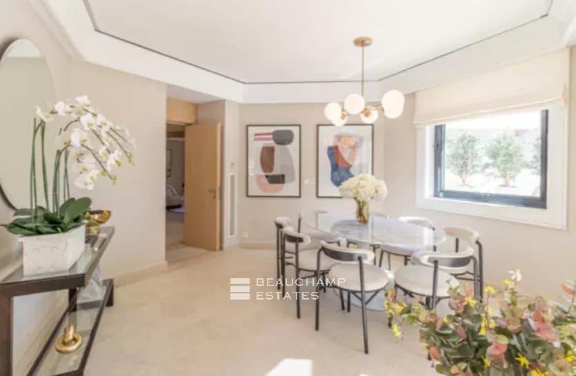 Unique property with private garden and pool Casino View