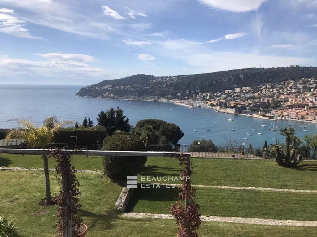 Unique villa with breathtaking seaviews