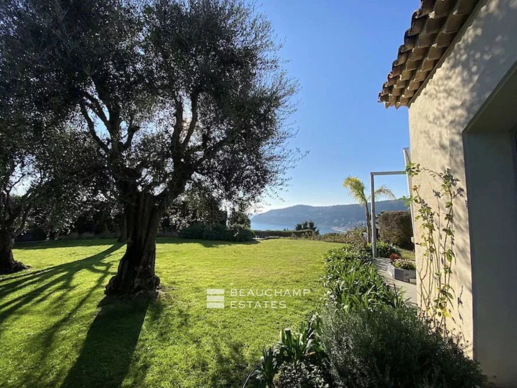 Unique villa with breathtaking seaviews