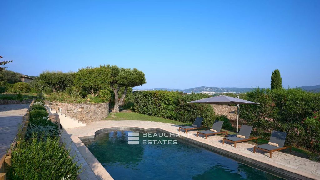 Very beautiful villa with open view and sea view for rent near saint-tropez