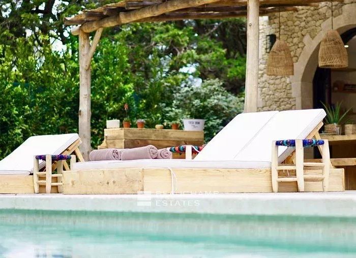 Very nice house in a private domain in Saint-Tropez close to the beach