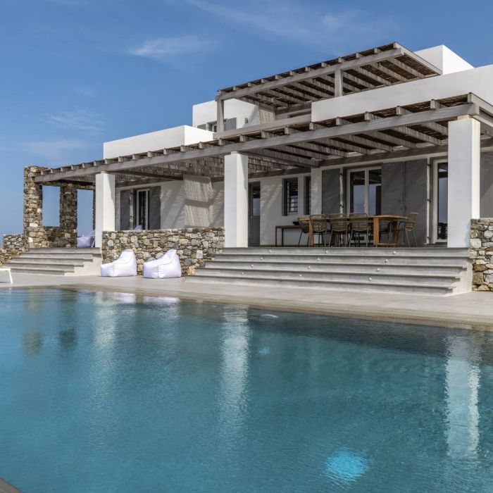 Villa Amare II | A lavish retreat with beach access