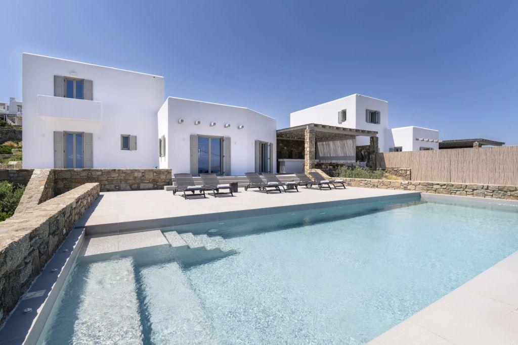 Villa Astir | A Cycladic villa located in Kalafatis area