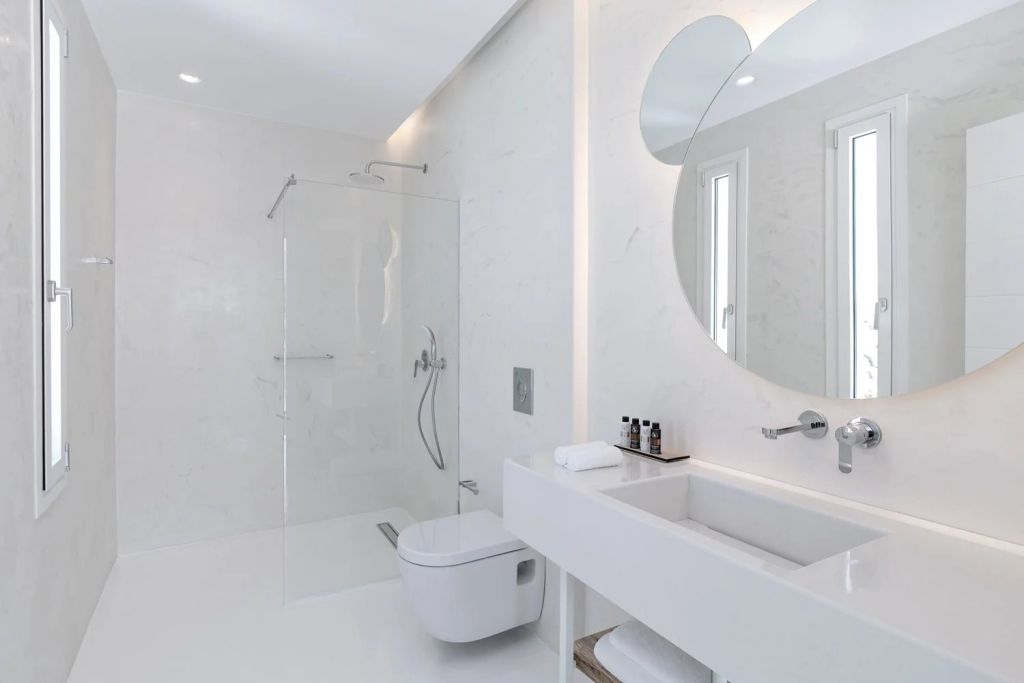 Villa Avila II | Nestled in the coveted area of Ftelia