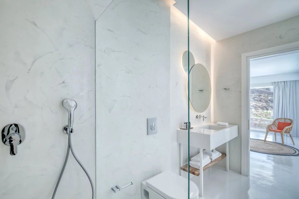 Villa Avila II | Nestled in the coveted area of Ftelia