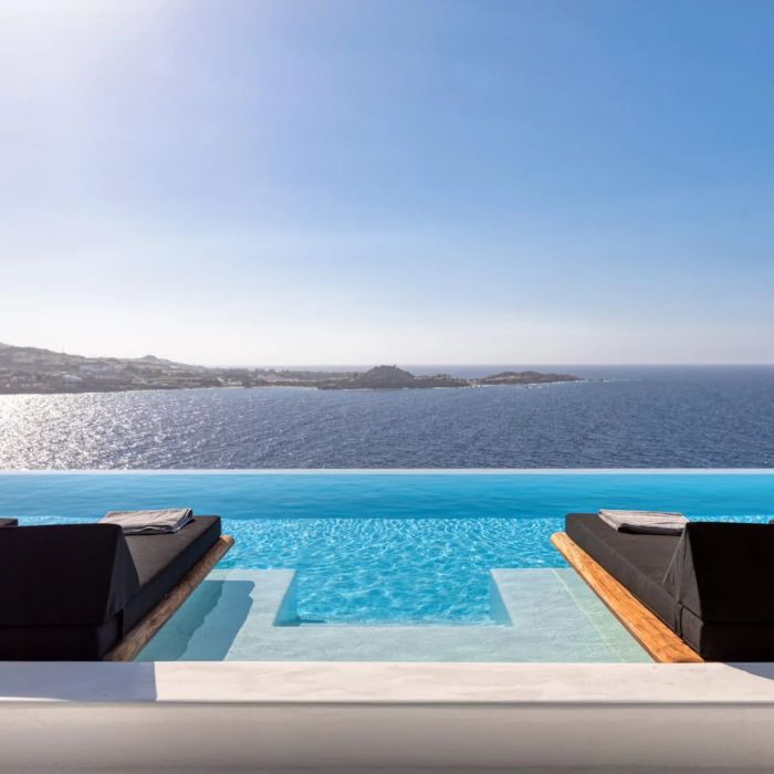 Villa Black II | A modern villa situated in Agios Lazaros