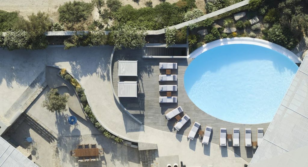 Villa Blue Waves | A big villa located near Kalo Livadi & Kalafatis beach