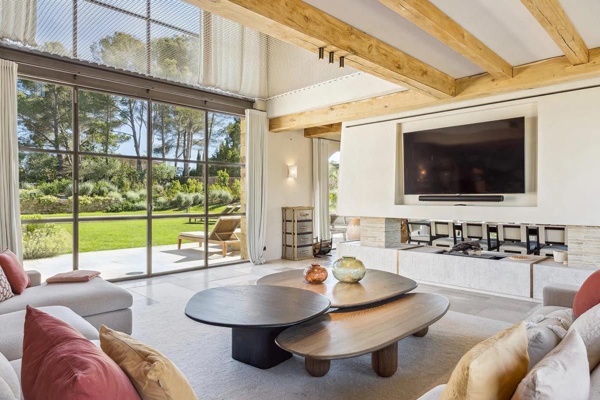 contemporary villa mouans sartoux | Beauchamp Estates