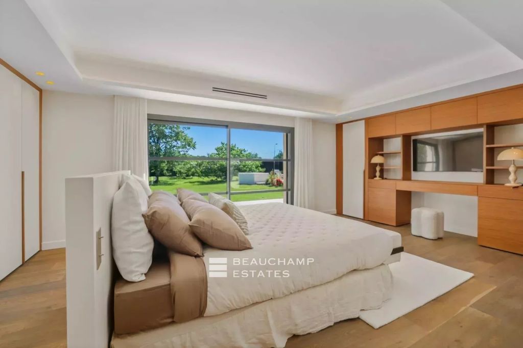 Villa d’architecte dans un cadre privé