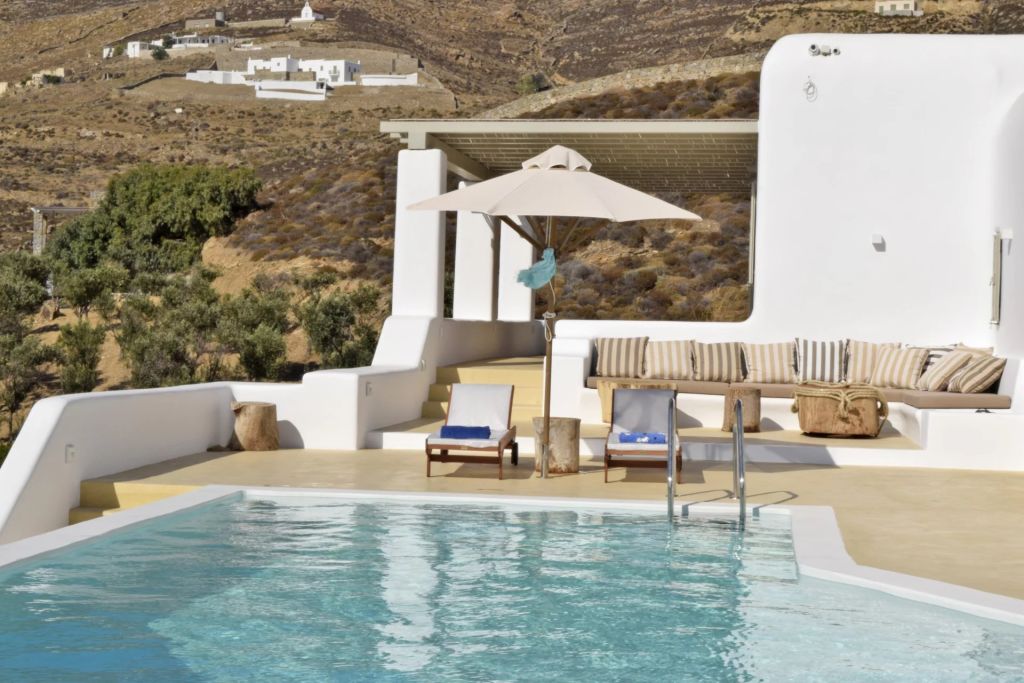 Villa Floriana | A bohemian villa in Ftelia