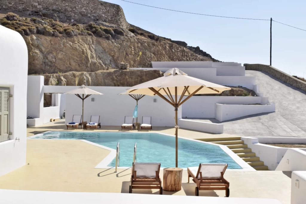 Villa Floriana | A bohemian villa in Ftelia