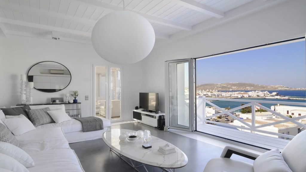 Villa Gina | A Hidden Gem in the heart of Mykonos Town
