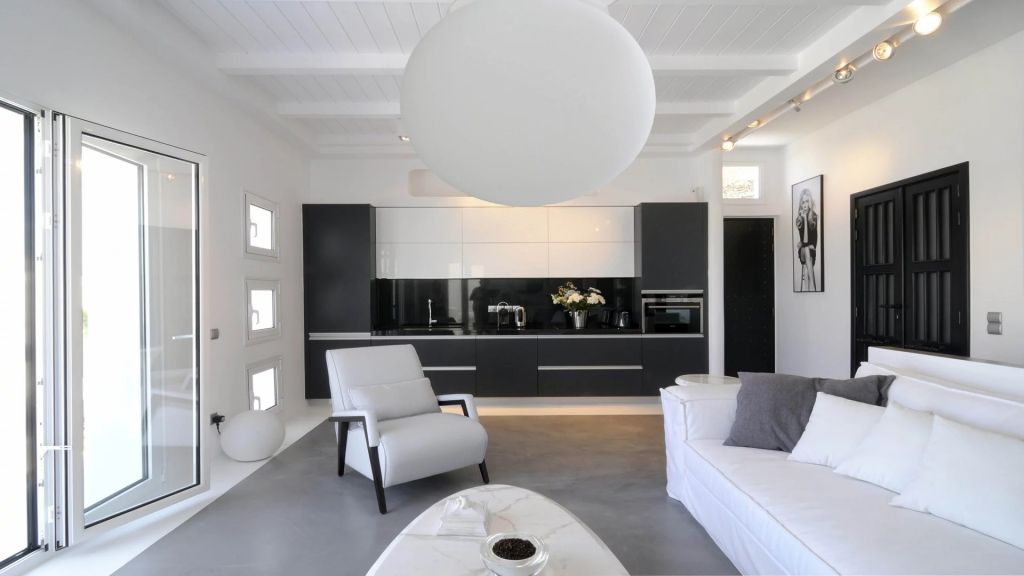 Villa Gina | A Hidden Gem in the heart of Mykonos Town