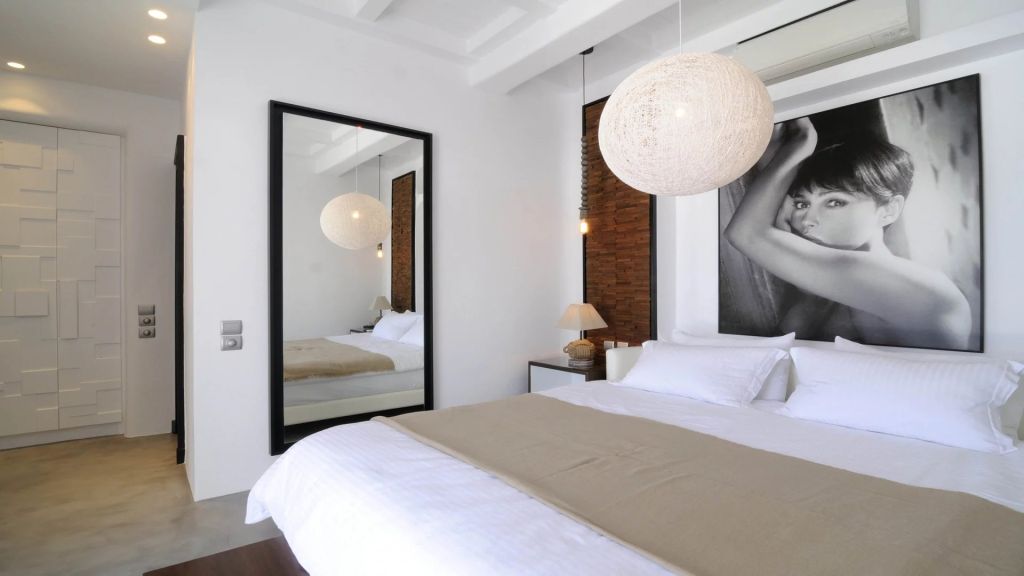 Villa Gina | A Hidden Gem in the heart of Mykonos Town