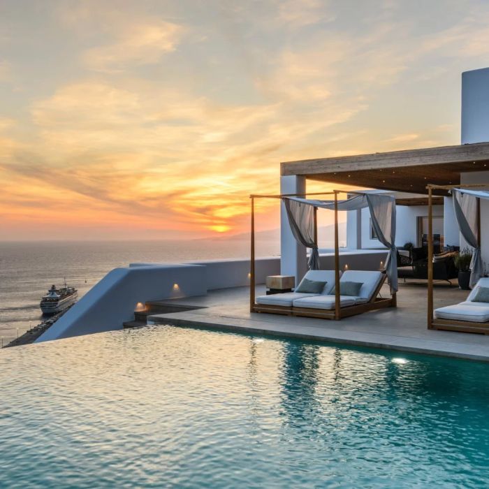 Villa Hermes | An amazing property overlooking the harbor