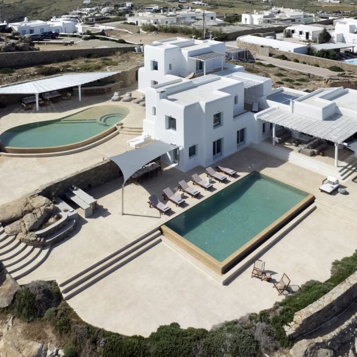 Villa Lydia | A beautiful contemporary villa