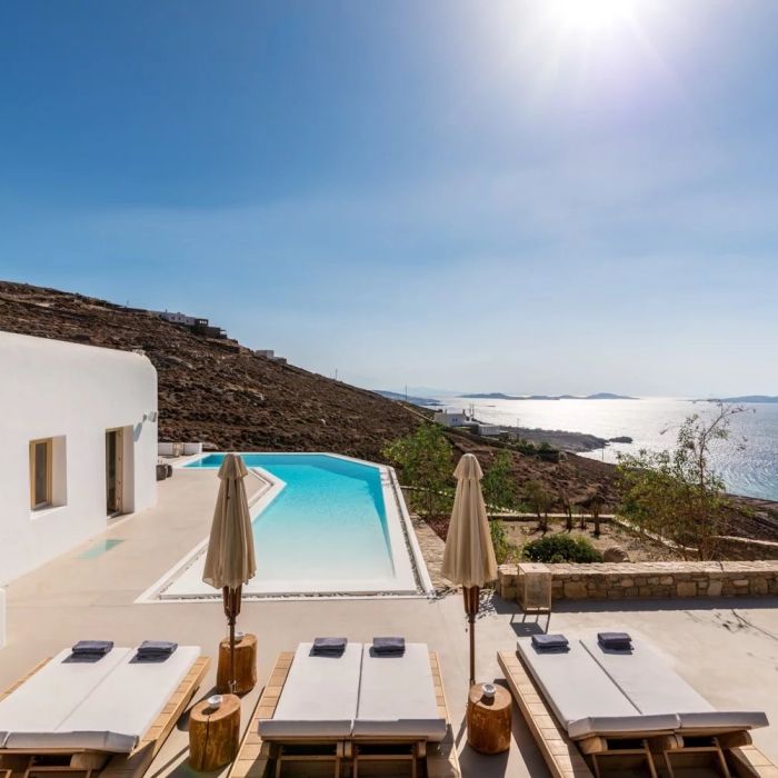 Villa Nayara | A magnificent 8 bedroom villa