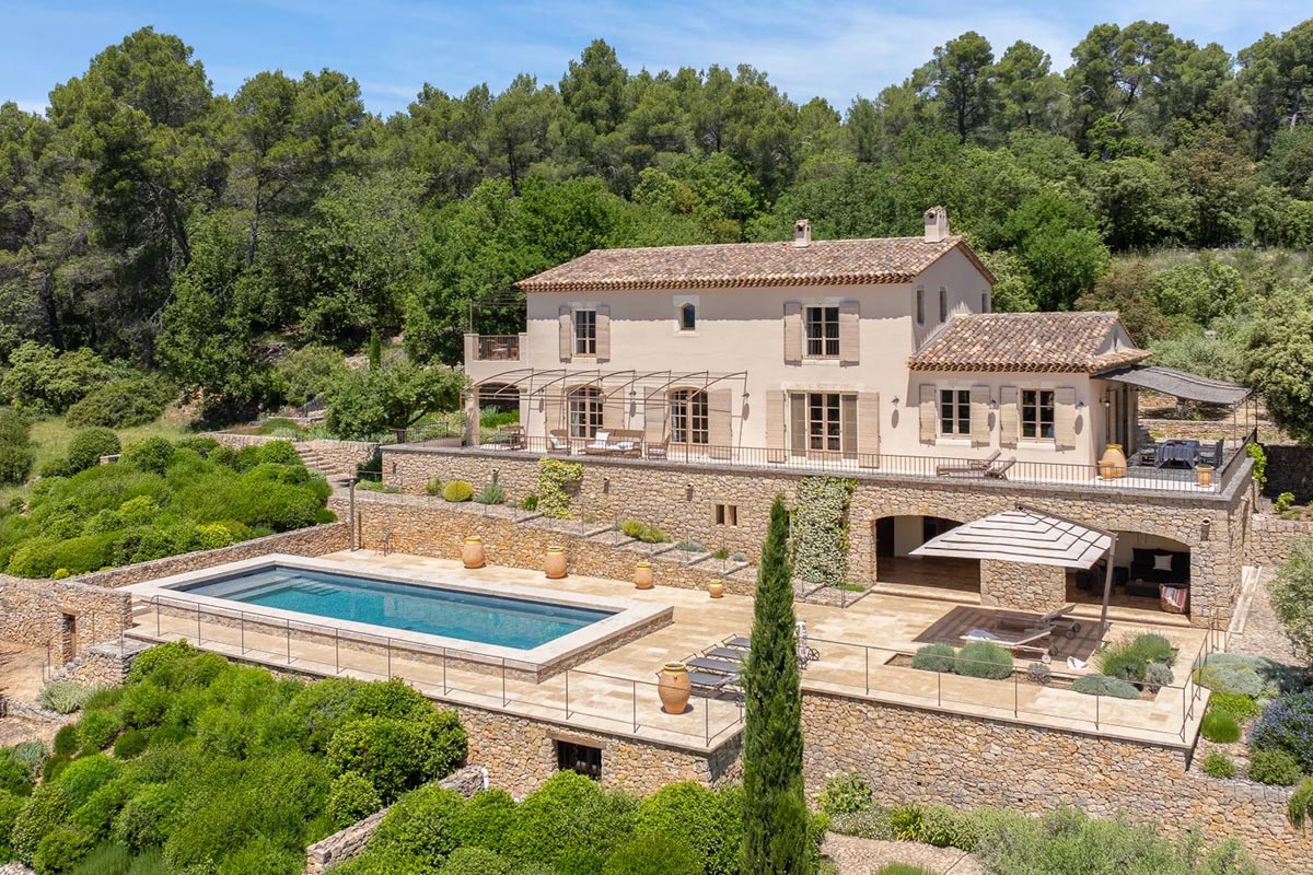 neo provençale villa lorgues | Beauchamp Estates