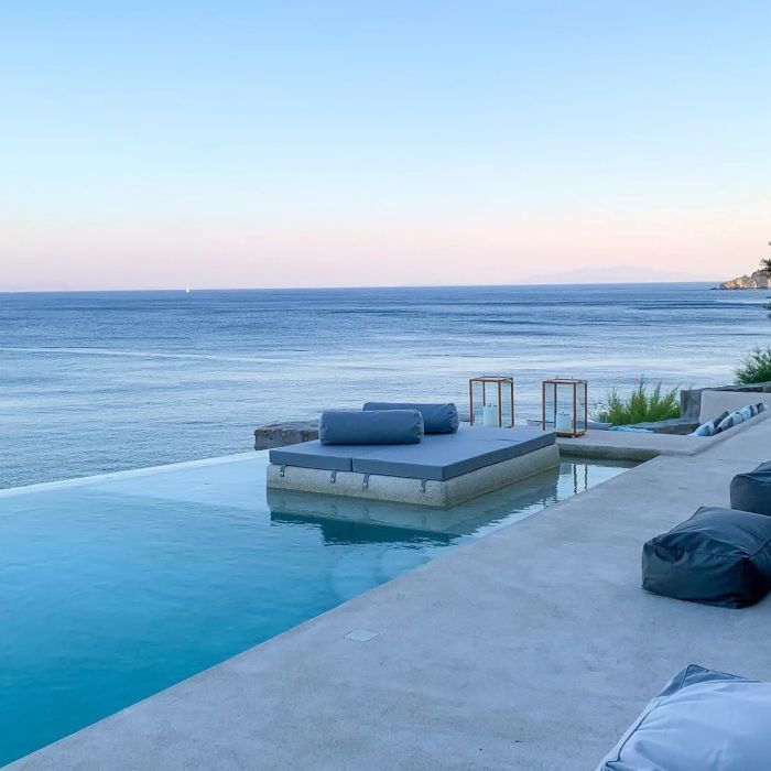 Villa O! | A beautiful beachfront villa in Mykonos