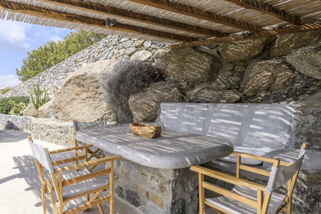 Villa Olive Green I | A stunning haven overlooking Kalafatis beach