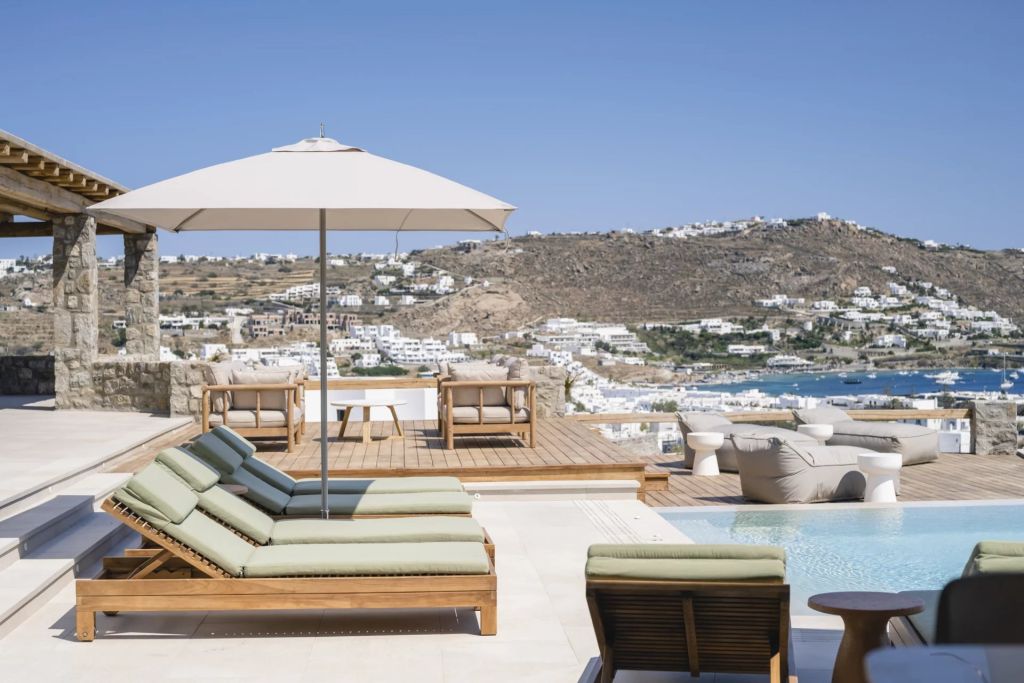 Villa Oriana | A modern luxury retreat nestled in Ornos