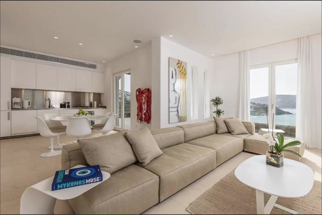 Villa Ostria I & II | A stylish villa walking distance to Mykonos Town