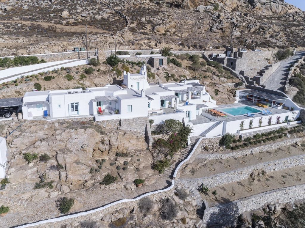 Villa Paliria | A charming sea view villa