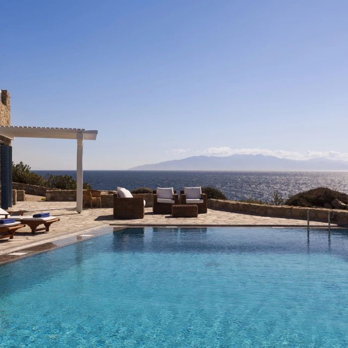 Villa Posidonia | A beautiful villa facing the Aegean sunset