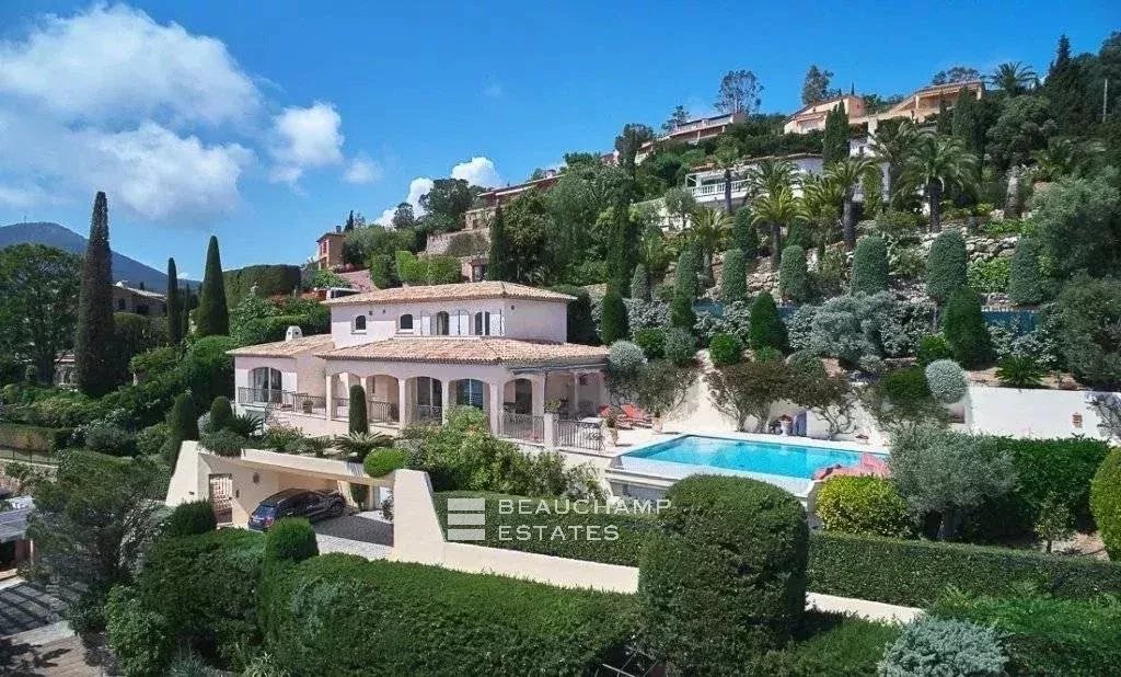 VILLA -THÉOULE-SUR-MER