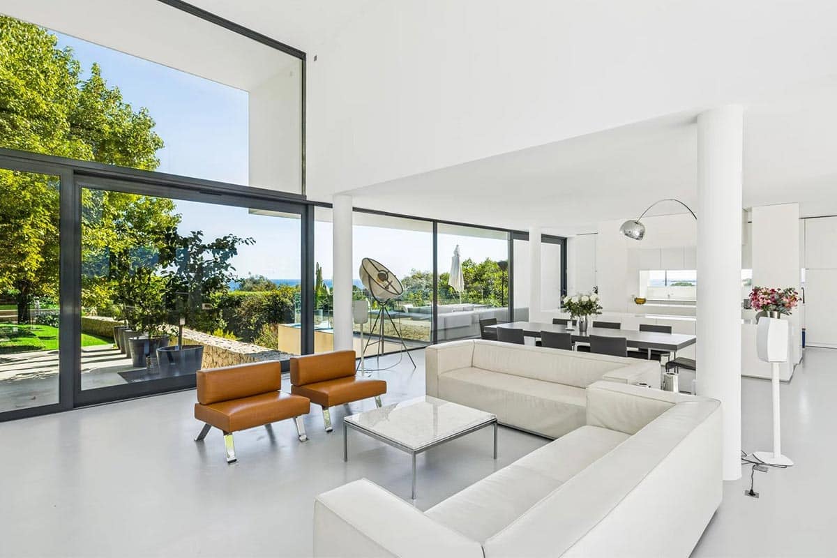 villa contemporaine vallauris | Beauchamp Estates