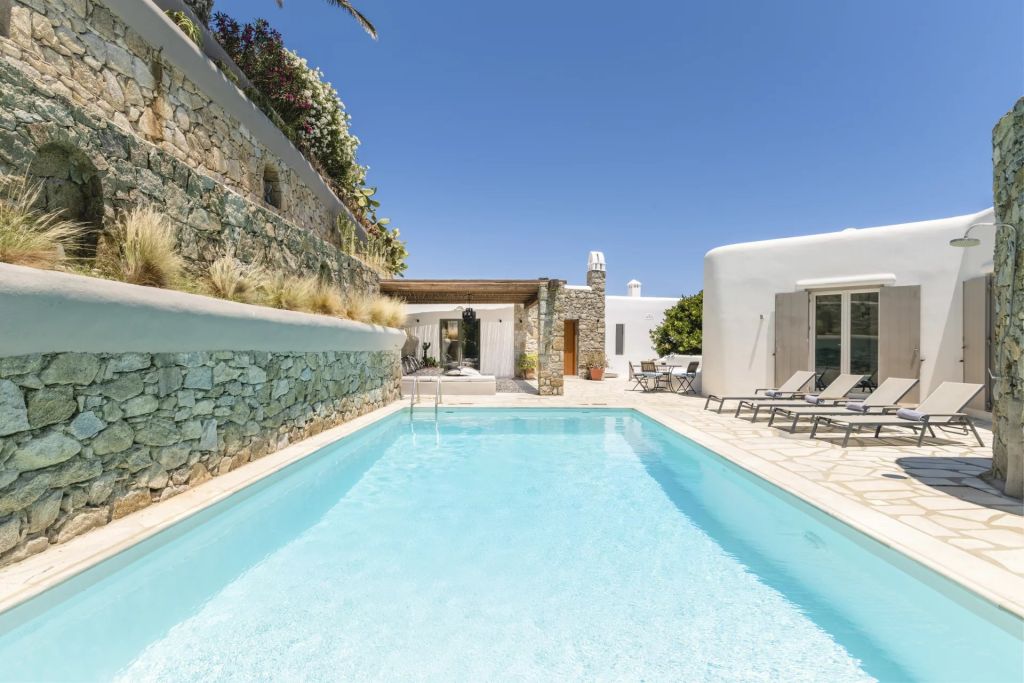 Villa Zena | An elegant villa with magnificent views