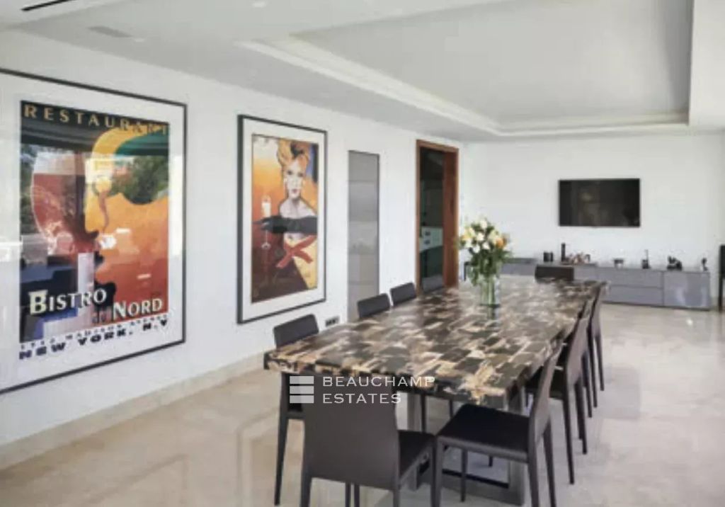 Water edge villa Saint Jean Cap Ferrat