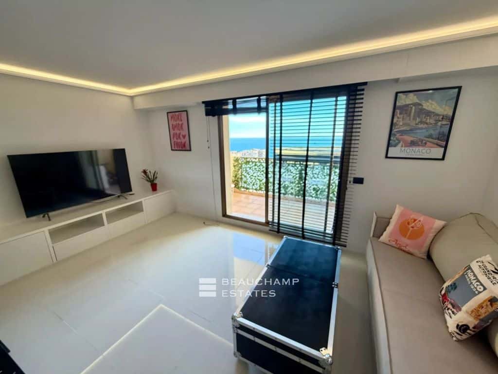 2-Bedroom Apartment with Panoramic Sea View – Cap d’Ail
