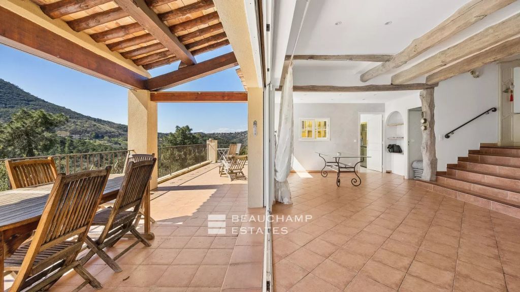 5-bedroom Provençal villa in the heart of the Esterel Natural Park