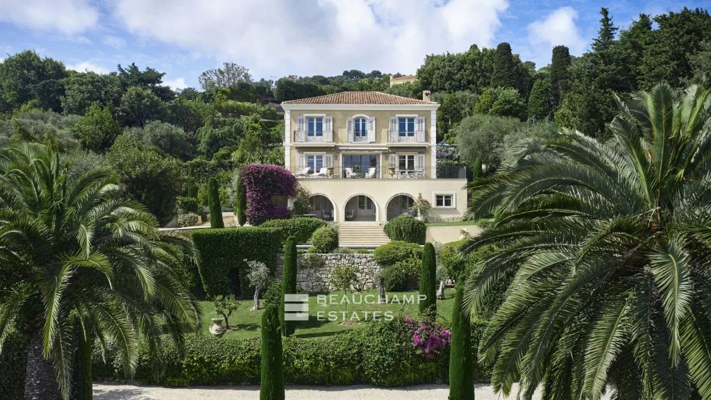 6-bedroom property with sea view – Cannes Californie