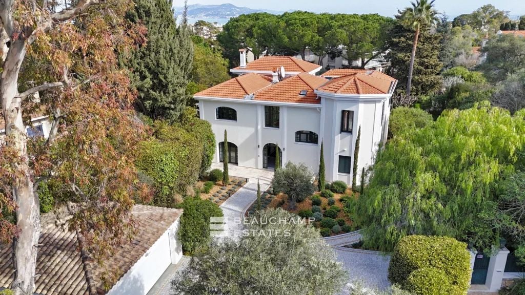 art deco 6 bedrooms villa with swimming pool – cap d’antibes