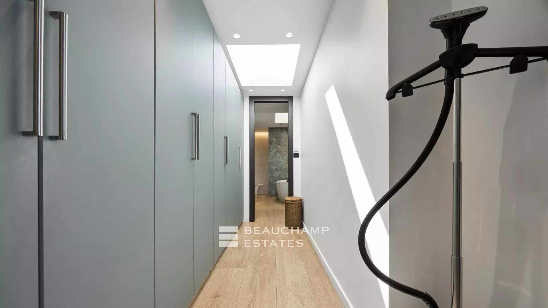 Contemporary 4-bedroom villa in Mouans-Sartoux with a pool Contemporary 4-bedroom villa in Mouans-Sartoux with a pool