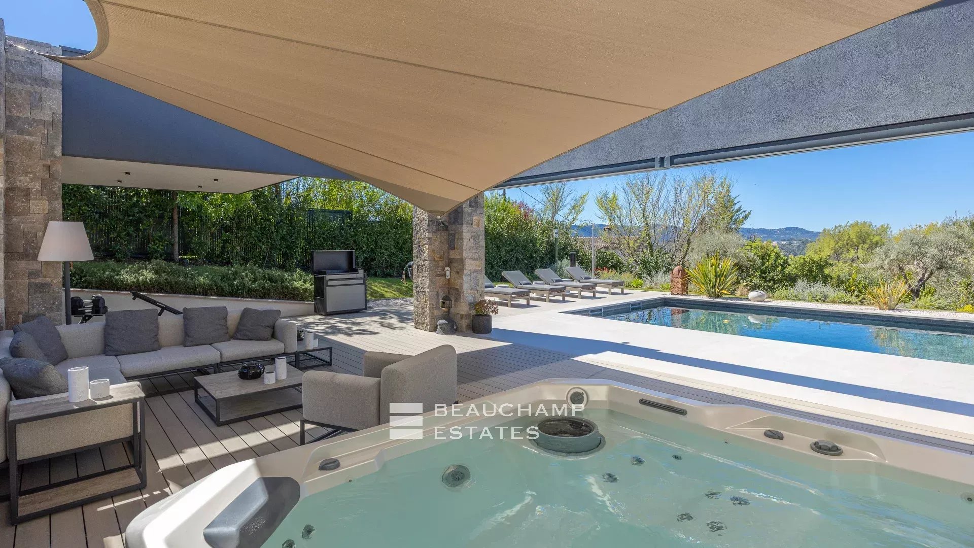 Contemporary 4-bedroom villa in Mouans-Sartoux with a pool Contemporary 4-bedroom villa in Mouans-Sartoux with a pool