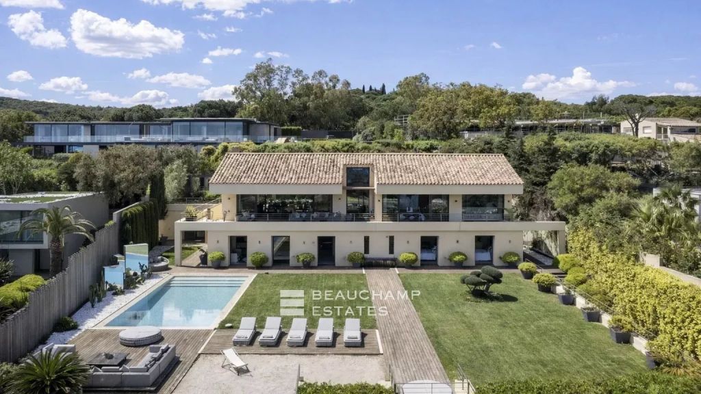 Exceptional Villa in Pampelonne Bay – Walking Distance to Iconic Beaches