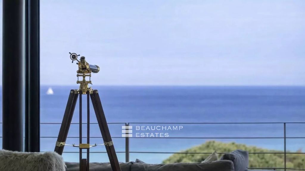 Exceptional Villa in Pampelonne Bay – Walking Distance to Iconic Beaches