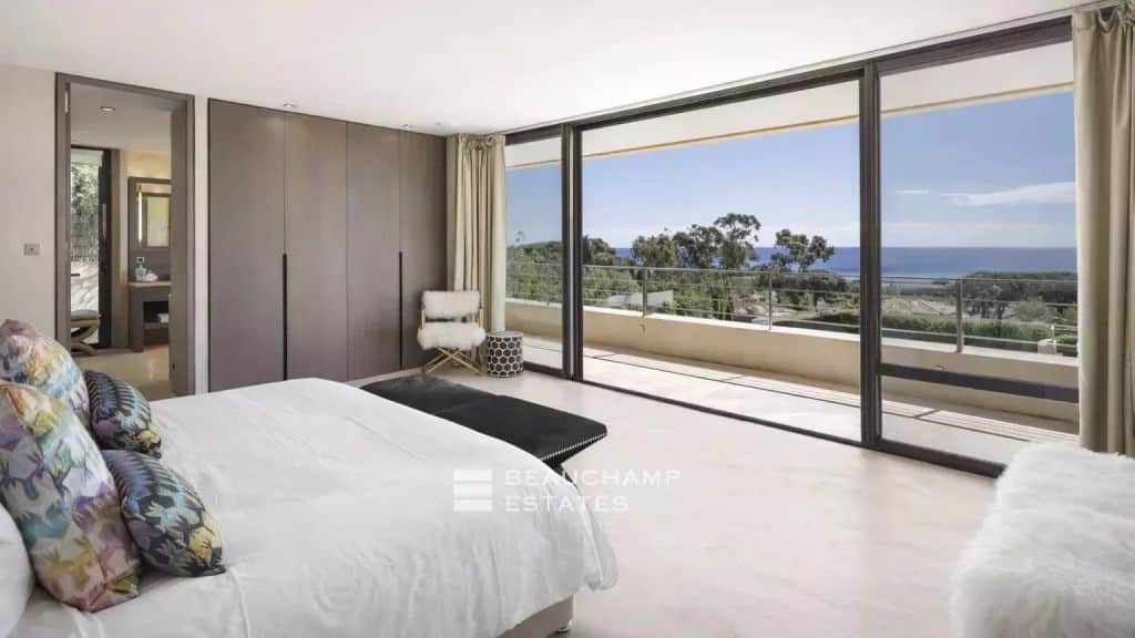 Exceptional Villa in Pampelonne Bay – Walking Distance to Iconic Beaches