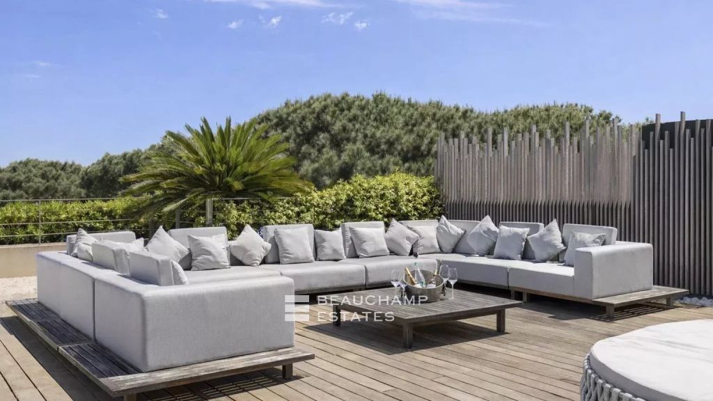Exceptional Villa in Pampelonne Bay – Walking Distance to Iconic Beaches