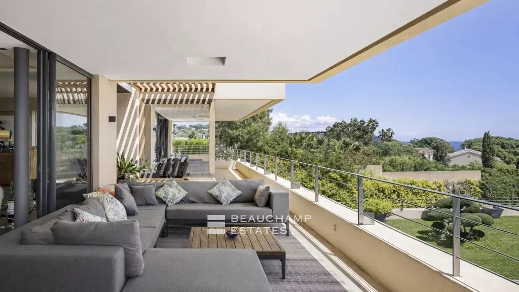 Exceptional Villa in Pampelonne Bay – Walking Distance to Iconic Beaches